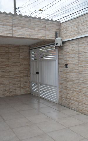 Casa à venda com 200m², 2 quartos e 4 vagasÁrea Externa