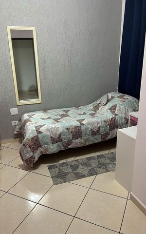 Casa à venda com 196m², 4 quartos e 2 vagas Casa à venda com 196m², 4 quartos e 2 vagasQuarto 2