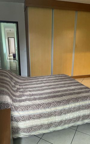 Casa à venda com 196m², 4 quartos e 2 vagas Casa à venda com 196m², 4 quartos e 2 vagasQuarto 1