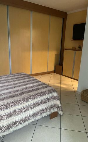 Casa à venda com 196m², 4 quartos e 2 vagas Casa à venda com 196m², 4 quartos e 2 vagasQuarto 1