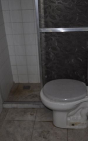 Apartamento à venda com 101m², 2 quartos e sem vagaBanheiro