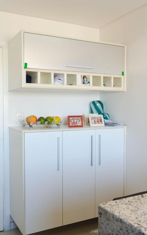 Apartamento à venda com 169m², 3 quartos e 2 vagas Apartamento à venda com 169m², 3 quartos e 2 vagasCozinha