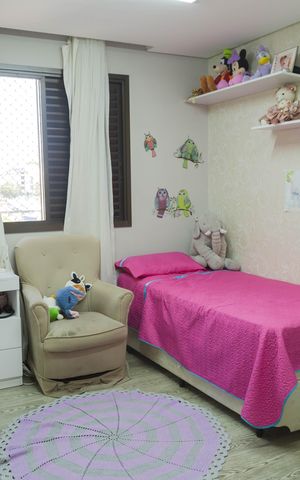 Apartamento à venda com 169m², 3 quartos e 2 vagas Apartamento à venda com 169m², 3 quartos e 2 vagasQuarto 2