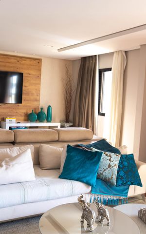 Apartamento à venda com 169m², 3 quartos e 2 vagas Apartamento à venda com 169m², 3 quartos e 2 vagasSala 2