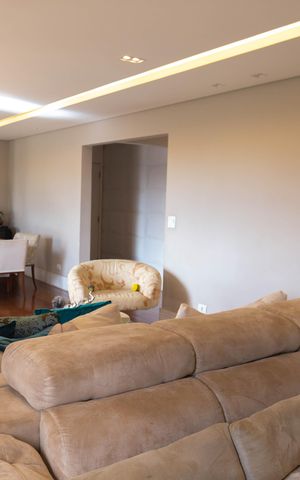Apartamento à venda com 169m², 3 quartos e 2 vagas Apartamento à venda com 169m², 3 quartos e 2 vagasSala 2