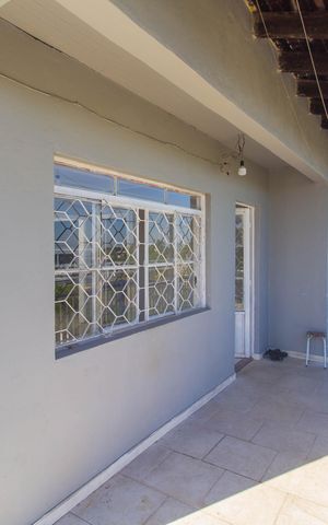 Apartamento à venda com 200m², 2 quartos e 2 vagas Apartamento à venda com 200m², 2 quartos e 2 vagasVaranda da Sala