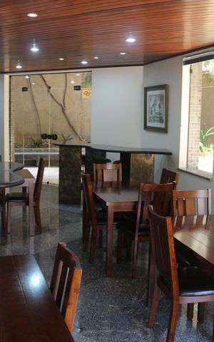 Apartamento à venda com 317m², 4 quartos e 3 vagasÁrea comum - Salão de festas