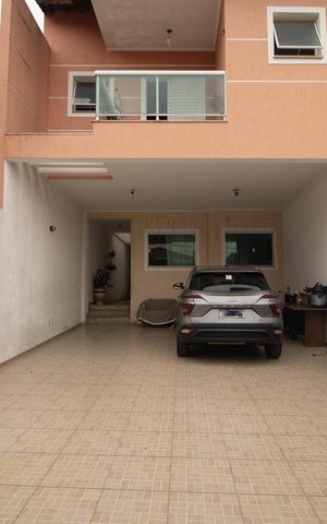 Casa para alugar com 147m², 3 quartos e 4 vagas Casa para alugar com 147m², 3 quartos e 4 vagasGaragem