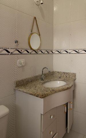 Casa para alugar com 147m², 3 quartos e 4 vagas Casa para alugar com 147m², 3 quartos e 4 vagasBanheiro da Suíte 1