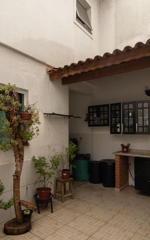 Casa para alugar com 147m², 3 quartos e 4 vagas Casa para alugar com 147m², 3 quartos e 4 vagasChurrasqueira