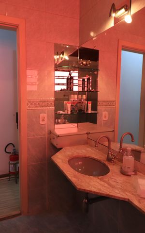 Casa para alugar com 302m², 3 quartos e 3 vagasBanheiro da Suíte