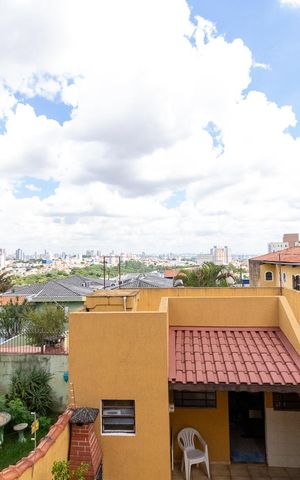 Casa à venda com 254m², 2 quartos e 5 vagasVista da Suíte 1