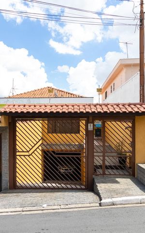 Casa à venda com 254m², 2 quartos e 5 vagasFachada