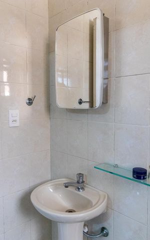 Casa à venda com 254m², 2 quartos e 5 vagasBanheiro da Suíte 2
