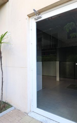 Apartamento à venda com 38m², 2 quartos e sem vagaÁrea comum