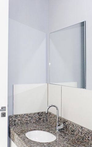Casa para alugar com 75m², 1 quarto e 2 vagasBanheiro Social