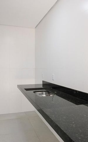Apartamento à venda com 70m², 3 quartos e 2 vagasCozinha