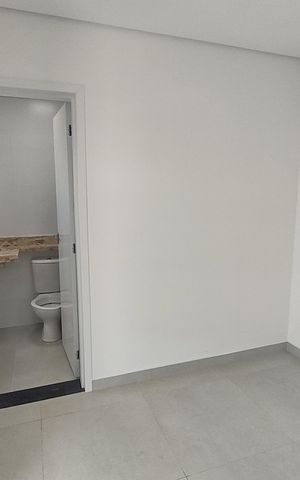 Apartamento à venda com 140m², 3 quartos e 2 vagas Apartamento à venda com 140m², 3 quartos e 2 vagasSuíte 1