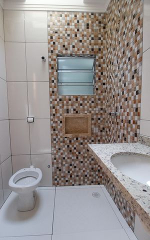 Casa para alugar com 50m², 2 quartos e sem vagaBanheiro