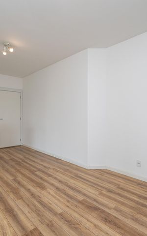 Apartamento à venda com 72m², 2 quartos e 1 vaga Apartamento à venda com 72m², 2 quartos e 1 vagaSala