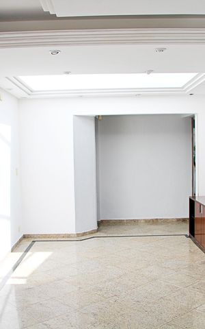 Casa para alugar com 250m², 3 quartos e 4 vagasSala