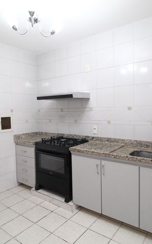 Apartamento para alugar com 98m², 3 quartos e 2 vagasCozinha