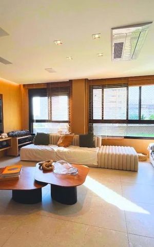 Apartamento à venda com 218m², 3 quartos e 4 vagas