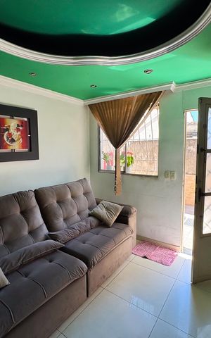 Casa de condomínio à venda com 160m², 3 quartos e 1 vaga Casa de condomínio à venda com 160m², 3 quartos e 1 vagaSala