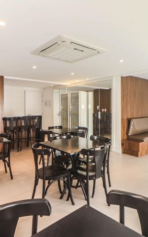 Studio à venda com 61m², 1 quarto e 1 vaga Studio à venda com 61m², 1 quarto e 1 vagaÁrea comum - Salão de festas