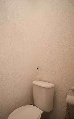 Casa à venda com 110m², 3 quartos e 3 vagasBanheiro 3