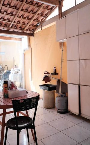 Casa à venda com 110m², 3 quartos e 3 vagasÁrea de Serviço