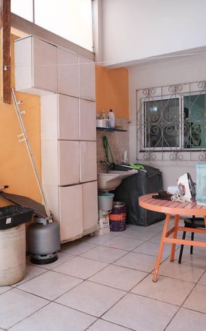 Casa à venda com 110m², 3 quartos e 3 vagasÁrea de Serviço