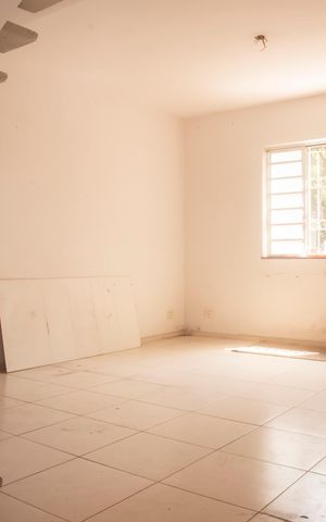 Casa para alugar com 108m², 2 quartos e 2 vagasSala