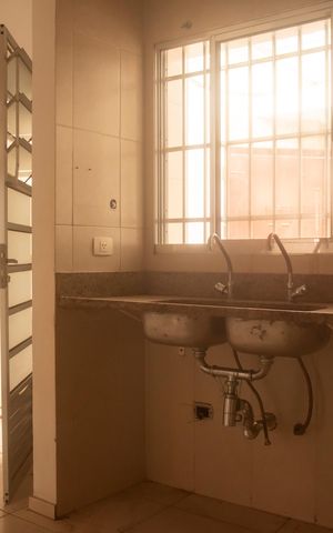 Casa para alugar com 108m², 2 quartos e 2 vagasCozinha