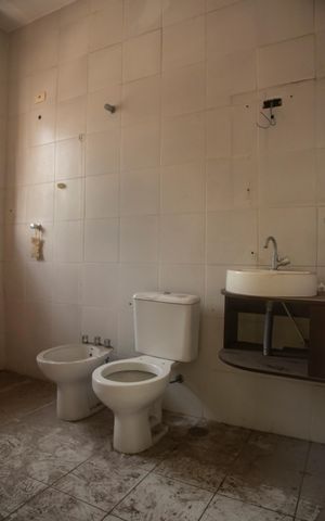 Casa para alugar com 108m², 2 quartos e 2 vagasBanheiro da Suíte 1