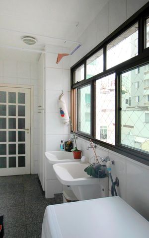 Apartamento à venda com 156m², 4 quartos e 3 vagasÁrea de Serviço