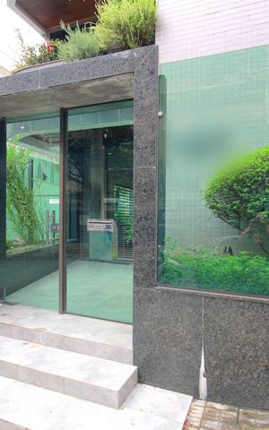 Apartamento à venda com 156m², 4 quartos e 3 vagasFachada
