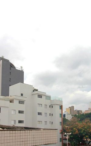 Apartamento à venda com 156m², 4 quartos e 3 vagasVista do Quarto 3