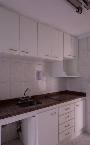 Apartamento para alugar com 50m², 2 quartos e 1 vaga Apartamento para alugar com 50m², 2 quartos e 1 vagaCozinha/Área de Serviço