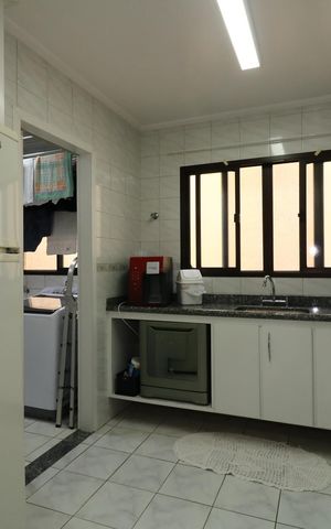 Apartamento à venda com 117m², 3 quartos e 2 vagasCozinha