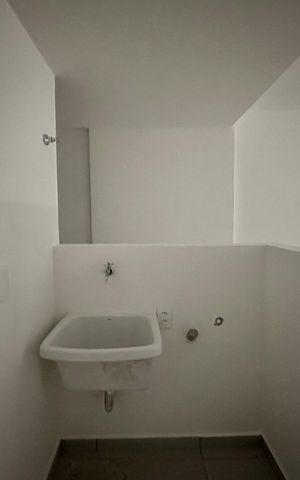 Apartamento à venda com 38m², 1 quarto e sem vaga Apartamento à venda com 38m², 1 quarto e sem vagaCozinha e Área de Serviço