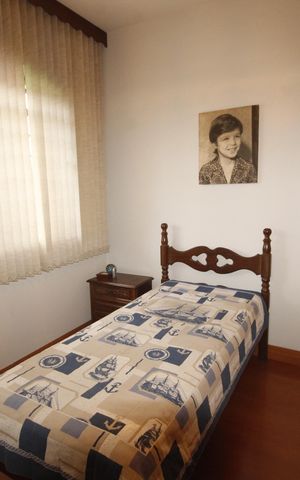 Casa à venda com 390m², 6 quartos e 2 vagasQuarto 1