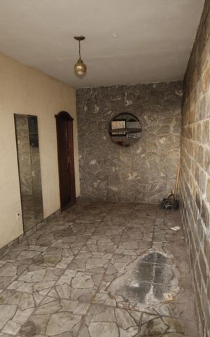 Casa à venda com 390m², 6 quartos e 2 vagasGaragem