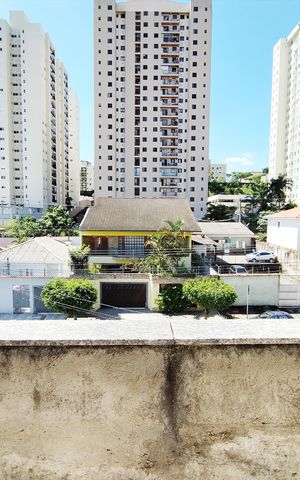 Casa à venda com 446m², 4 quartos e 12 vagas Casa à venda com 446m², 4 quartos e 12 vagasVaranda da Sala