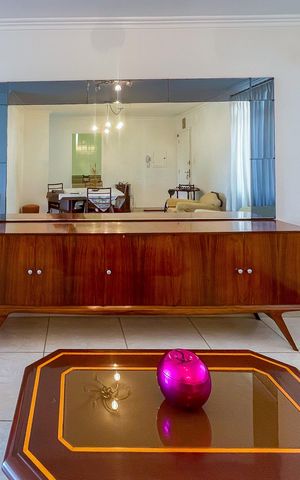 Apartamento à venda com 147m², 2 quartos e 1 vaga Apartamento à venda com 147m², 2 quartos e 1 vagaSala