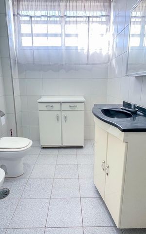Apartamento à venda com 147m², 2 quartos e 1 vaga Apartamento à venda com 147m², 2 quartos e 1 vagaBanheiro