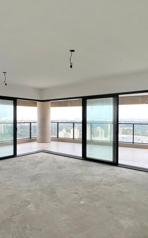 Apartamento à venda com 195m², 4 quartos e 3 vagas Apartamento à venda com 195m², 4 quartos e 3 vagasSala