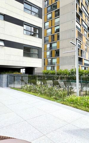Apartamento à venda com 195m², 4 quartos e 3 vagas Apartamento à venda com 195m², 4 quartos e 3 vagasPiscina