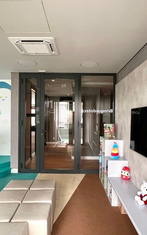 Apartamento à venda com 195m², 4 quartos e 3 vagas Apartamento à venda com 195m², 4 quartos e 3 vagasBrinquedoteca