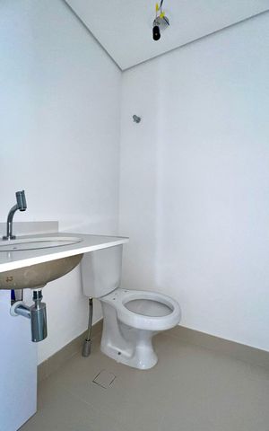 Apartamento à venda com 195m², 4 quartos e 3 vagas Apartamento à venda com 195m², 4 quartos e 3 vagasLavabo